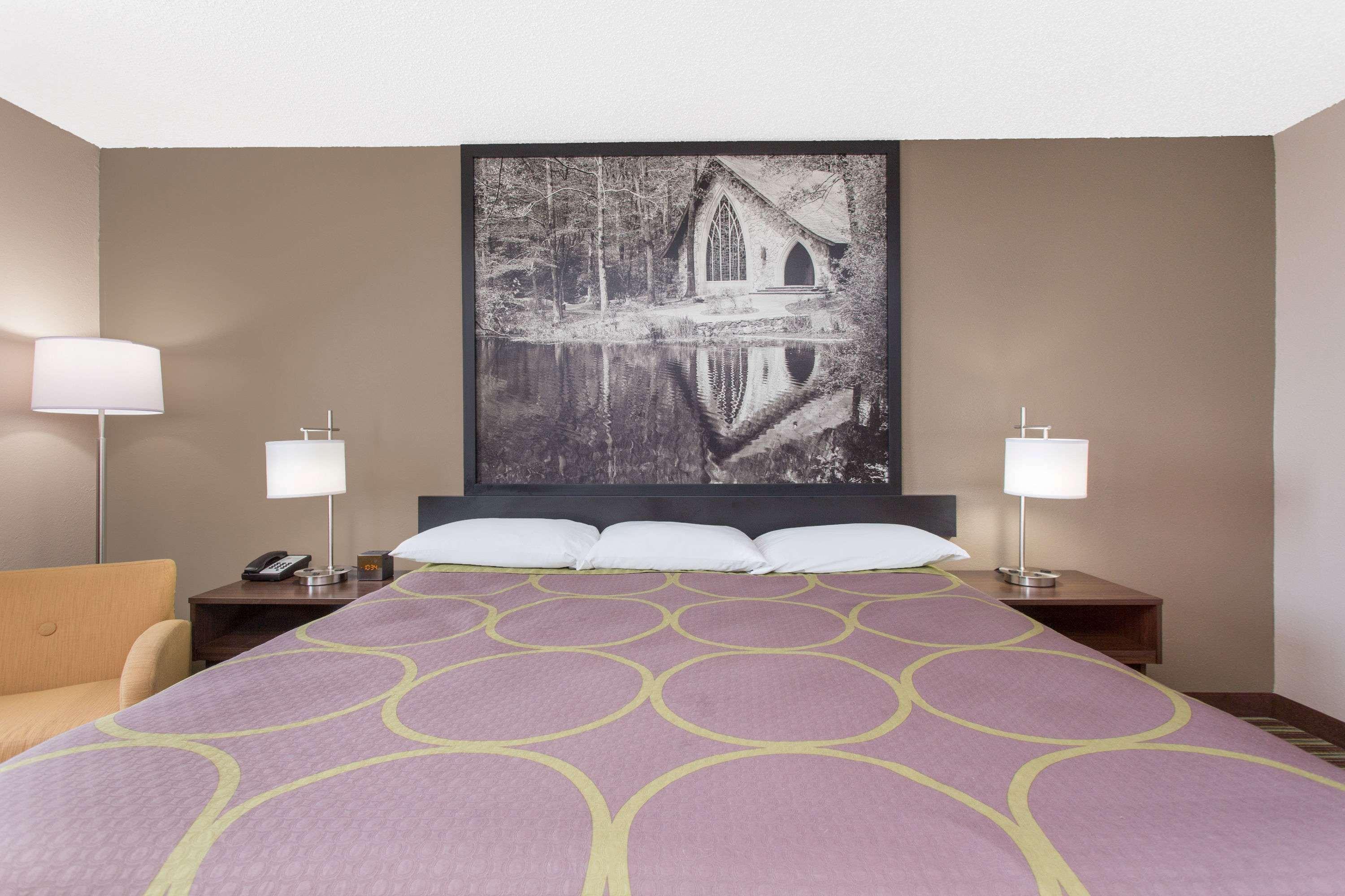 Super 8 By Wyndham Columbus Airport Hotel Buitenkant foto